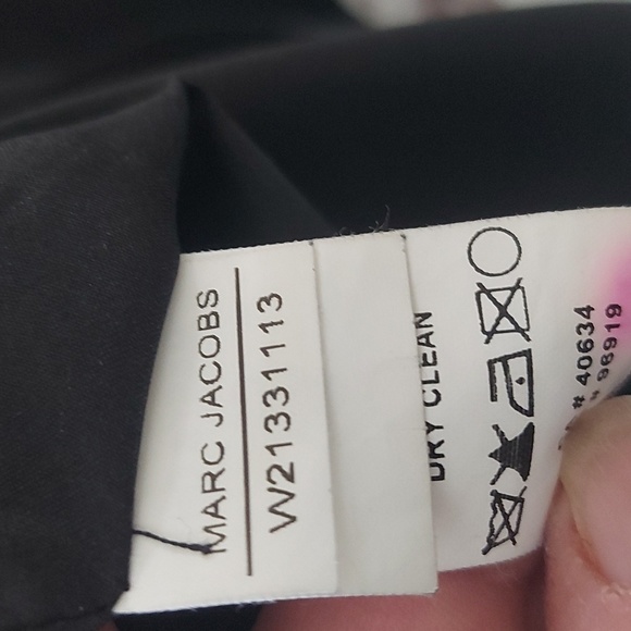 Blk pleated skirt, - Picture 8 of 8